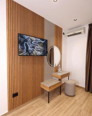 Emar Hotel