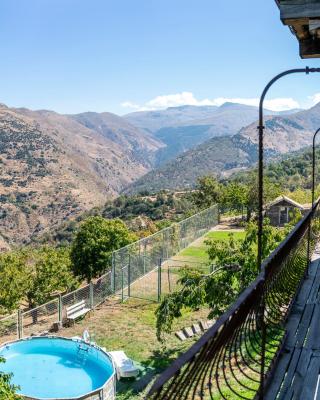 Cortijo Los Arbolitos, casa compartida