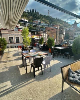 Art Hotel Home