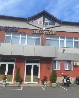 Motel Maestro