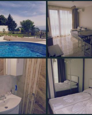 PORTO PARADISO Apart Complex