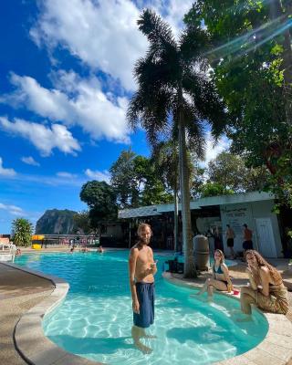 Blanco Hideout Railay - Youth Hostel 18 to 35 Only