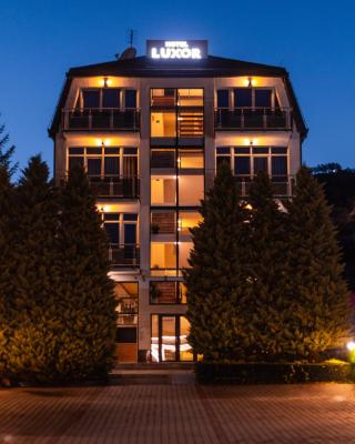 Hotel Luxor