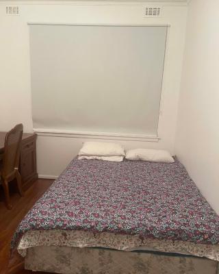 Ashburton Big room for rent