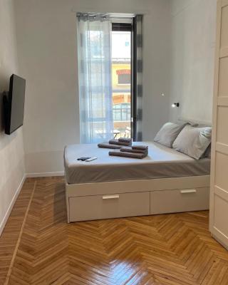 DROOMS 4,0 domotic smart self 24h,7 vicino treni Porta Susa e Centro Storico