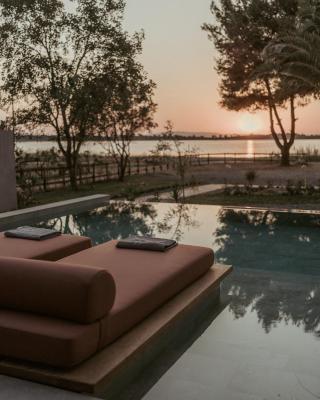 Pure Beachfront Villa with Pool