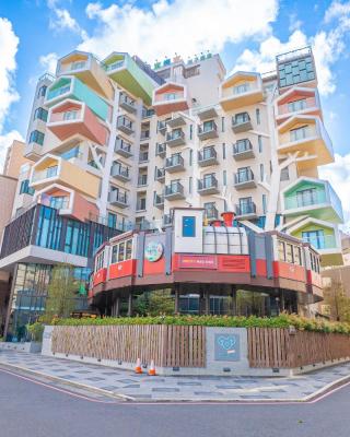 CHECK inn MAGI Kids Hotel