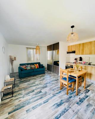Studio neuf avec vue sur jardin