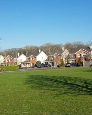 Oranmore Holiday Home