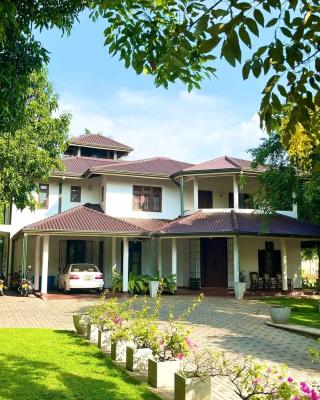 Golden Residence