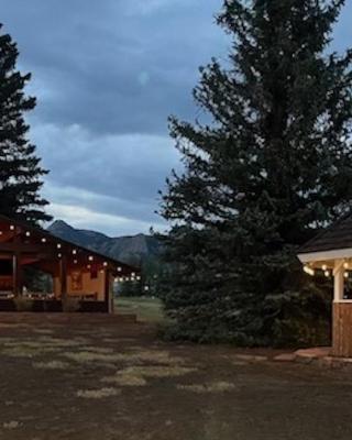 Columbine Inn