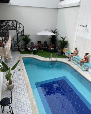 The View Hostel & Lounge