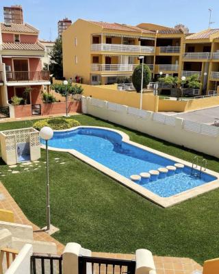 Acogedora casa a 100m de la playa