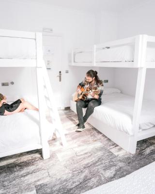 La Cocotera Boutique Hostel & Coworking