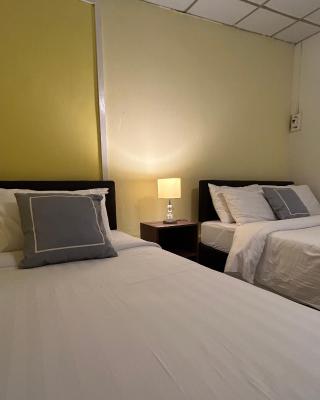 Studio Room with private kitchen and Bathroom