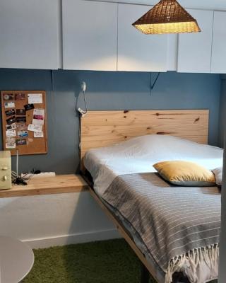 Chambre indépendante chez l'habitant avec salle de bain privée