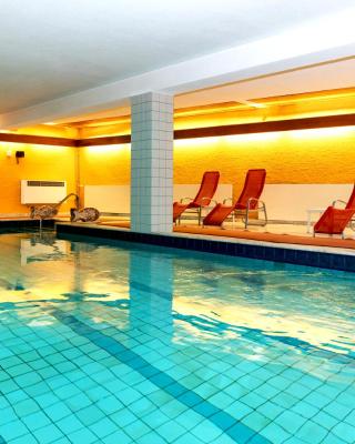 Hotel Meran Hallenbad & Sauna
