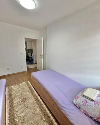 Room Ejna 1