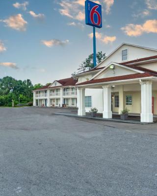 Motel 6-Livingston, TX