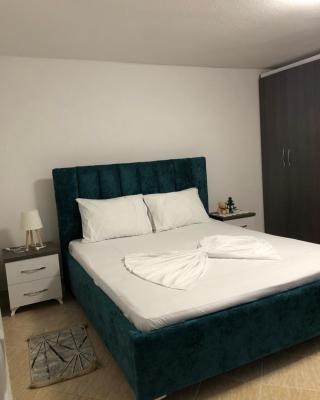 Dejani Guest House