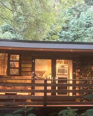 Parrys Hideaway