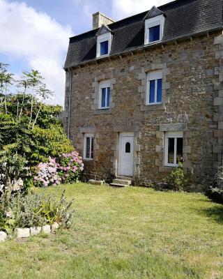 Maison acces et vue mer a 100 metres