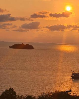 Kohrong Sea Views Bungalows