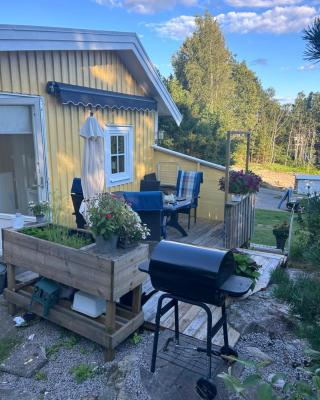 Söt liten stuga för 3