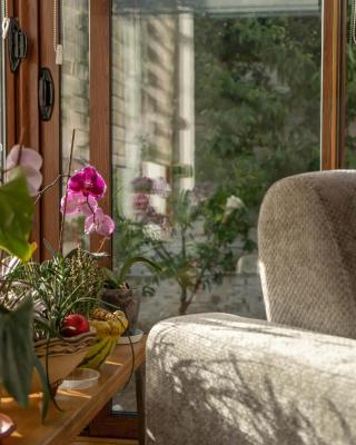 Garden Guest House