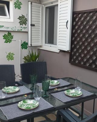 Enjoy Hospitallity at Fully Equipped apartment with Free parking- Near the Ancient Olympia