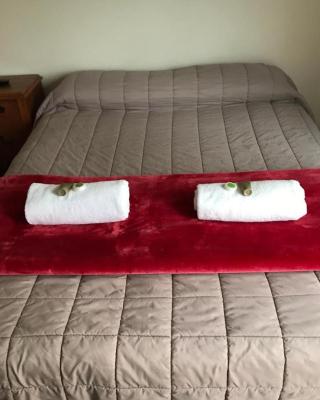 Hinds Wayside Inn