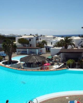 Playa Bastian A35