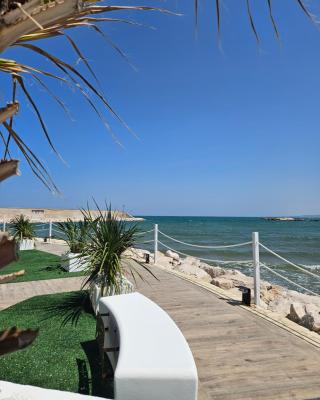 DADA Suites and Sea