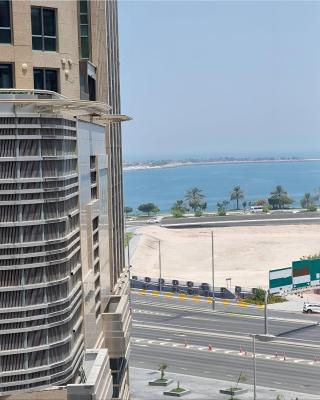 Cornich Street - Suave Sea View Room