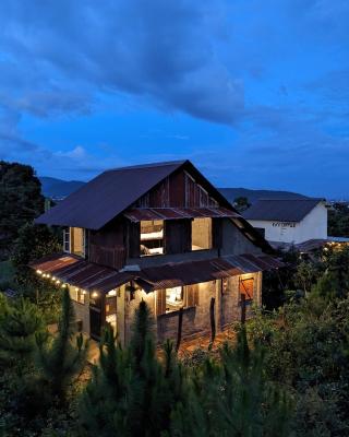 Ivy Coffee Farm - Cabin House