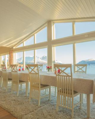 Arctic Panorama Lodge