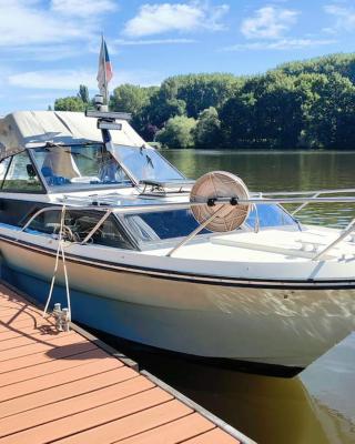 Wake Port Boat, ubytování na lodi