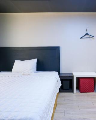 Z Motel Daeyeon Busan