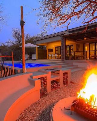 Longneck Luxury Bush Lodge