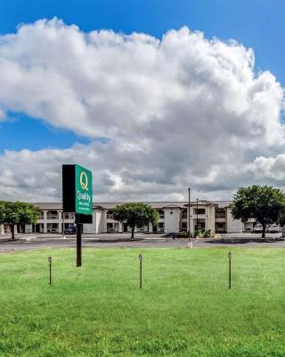 Quality Inn & Suites Junction