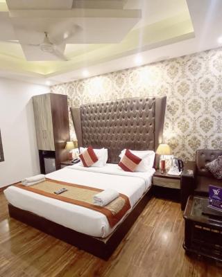 Hotel Waterfall Paschim Vihar Delhi