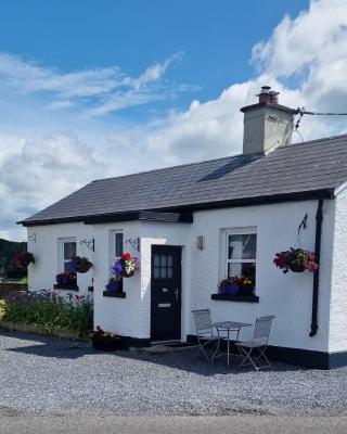 The Speak Easy Cottage Multyfarnham -Two Bedroom