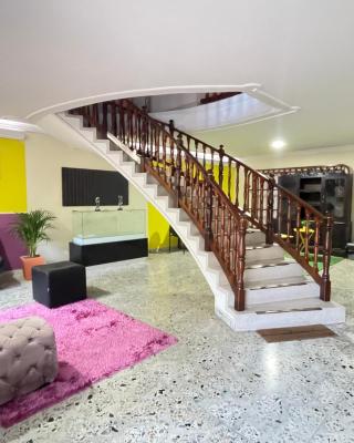 Home colors - Cómodas Habitaciones Estadio