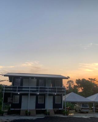 Farhani Cabin Stay
