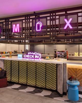 Moxy Solo