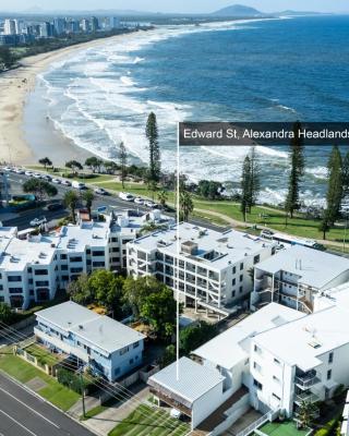 Alex Beachside Pet Friendly 2 Bed Apartment