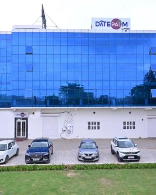 Date Palm Hotel
