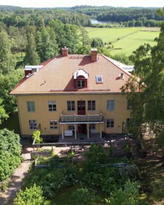 Lidhem herrgård. Bed & Breakfast och mindre lägenheter