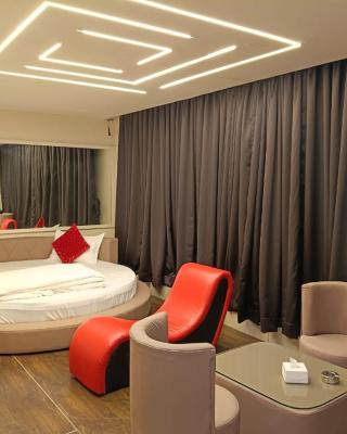 Aundh Elite Stay