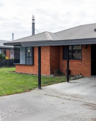 Cute as a button. Cosy home in Methven
